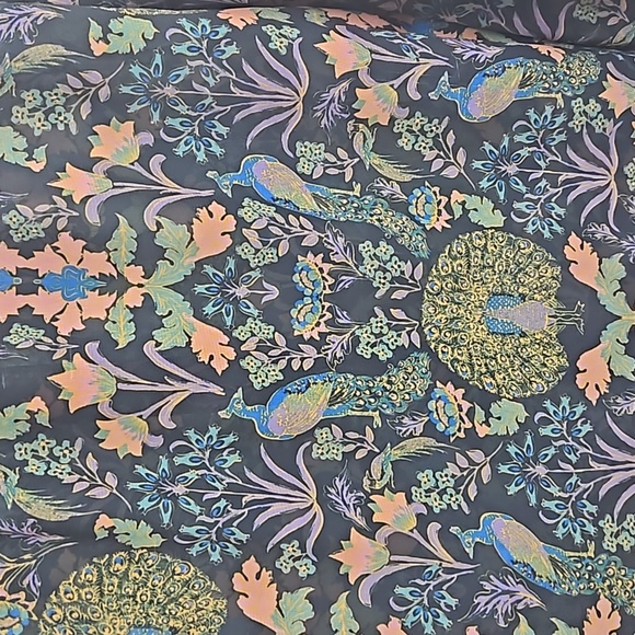 Modcloth Peacock Print Button Down Top EUC sz M - Picture 4 of 6